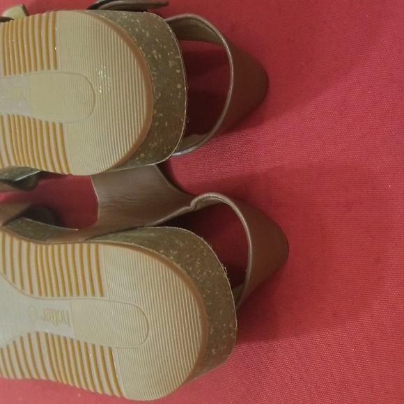 HOTTER TOURIST SANDALS - Picture 8 of 9